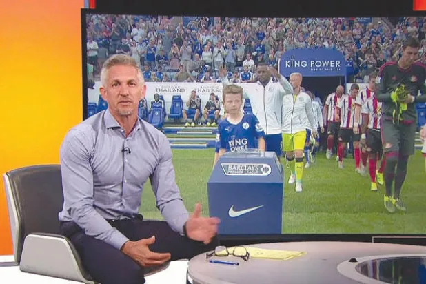 تغريدة لينكر تفتح النار عليه من «الصن وديلي ميل»