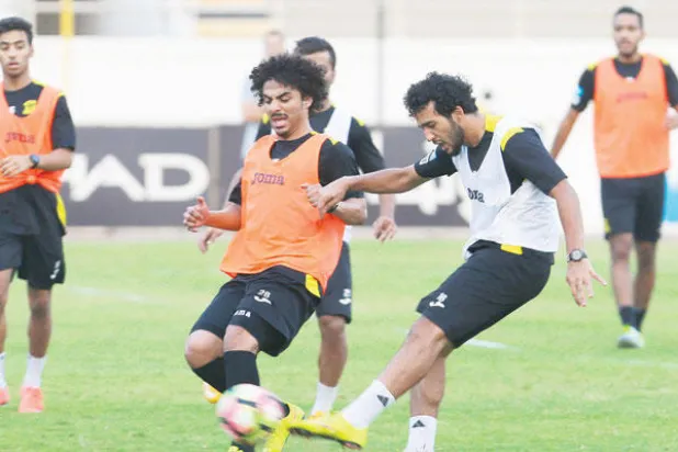 إدارة الاتحاد تحفز لاعبيها ماديًا للإطاحة بالهلال