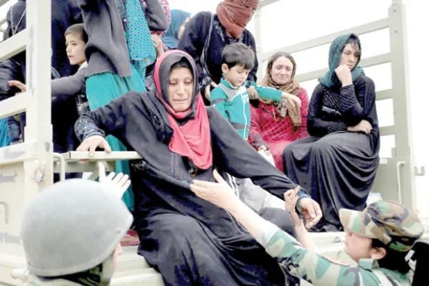 اتهامات لـ«داعش» بارتكاب مجازر.. وتحذيرات دولية من انتهاكات «الحشد الشعبي»