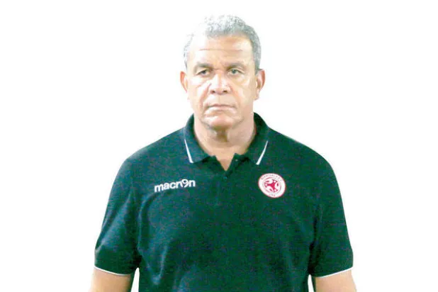 الفيصلي يجدد ثقته بأنغوس قبل موقعة «الشباب»