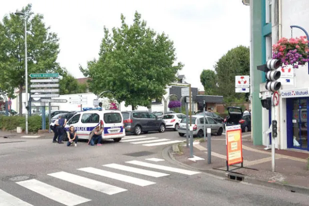 ظاهرة الإرهاب في روايات عربية وغربية