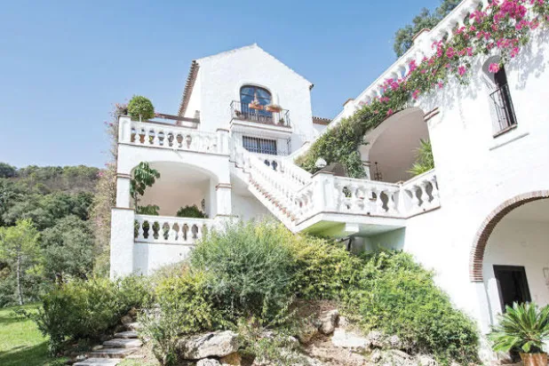 كوستا ديل سول.. قلب إسبانيا العقاري النابض بدأ التعافي