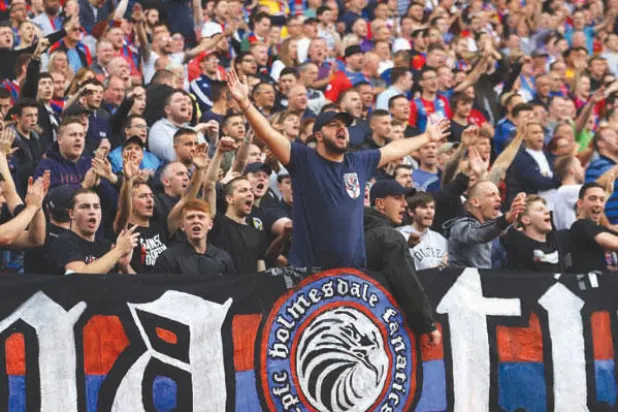 مطالب بعودة حماس جماهير الدوري الإنجليزي