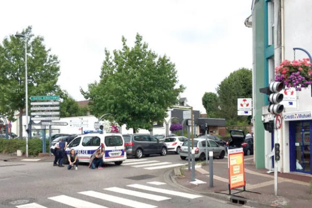 ظاهرة الإرهاب في روايات عربية وغربية