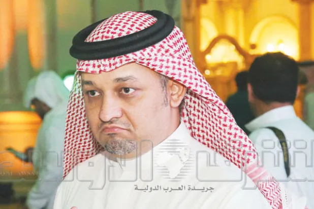 التعاون والرائد يتفقان مبدئيًا على «عادل عزت»