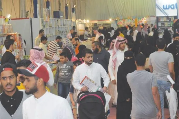 معرض جدة الدولي للكتاب يسجل أكثر من 120 ألف زائر منذ افتتاحه