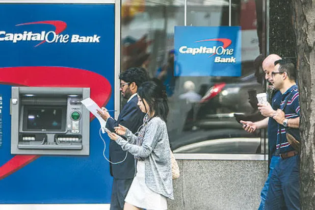 صناديق استثمارية جديدة حول العالم تحقق عائدات مالية واجتماعية