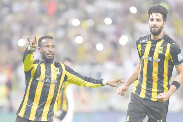 «العرض الصيني» يعيد قضية احتراف السعوديين «خارجيًا» إلى الواجهة