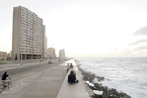 إلغاء تصاريح الإقامة الخاصة للكوبيين في أميركا