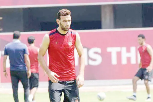 مبالغات مالية توقف انتقال المصري ميدو للرائد