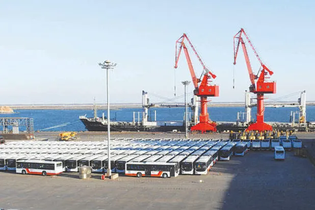 تجارة «بكين» تترقب مخاطر حمائية «واشنطن»