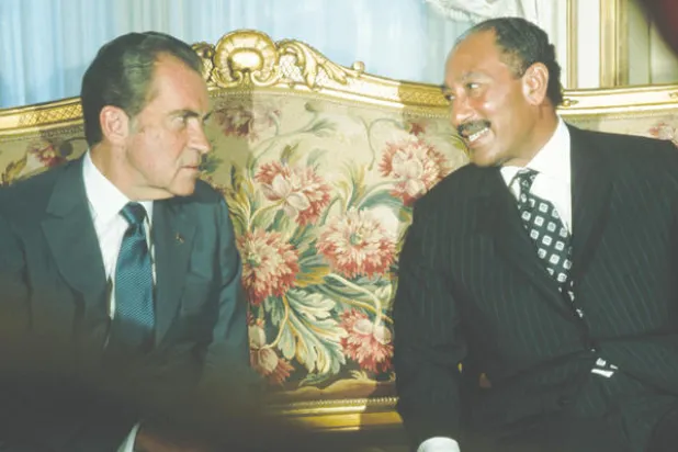 المخابرات الأميركية استخفت بالسادات ثم أشادت بحنكته ودهائه