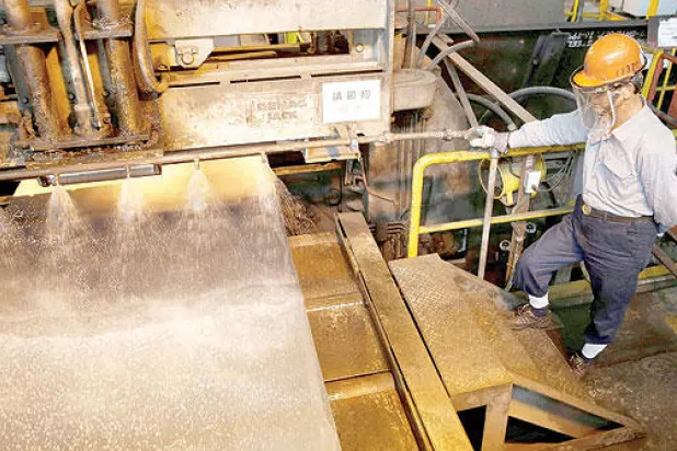 الفولاذ الصيني يضعف أسواق العالم رغم أنف بكين