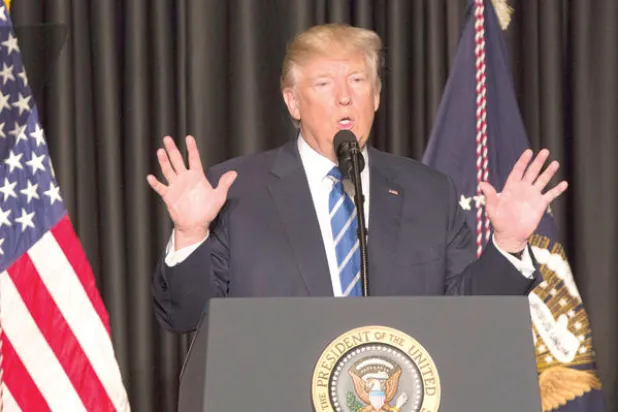 ترمب يفتح النار على القضاء «المسيّس»