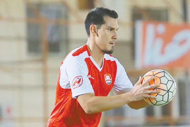 الرائد يقاضي لاعبًا برازيليًا لدى «فيفا»