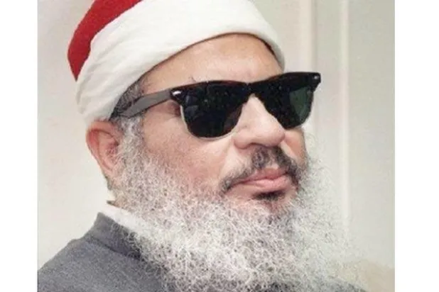 وفاة مؤسس «الجماعة الإسلامية» في سجنه الأميركي