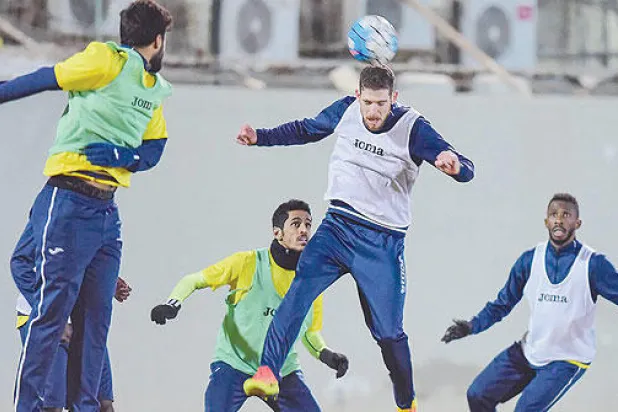 تيفو «من هنا نبدأ» يحفز  لاعبي التعاون أمام لوكوموتيف