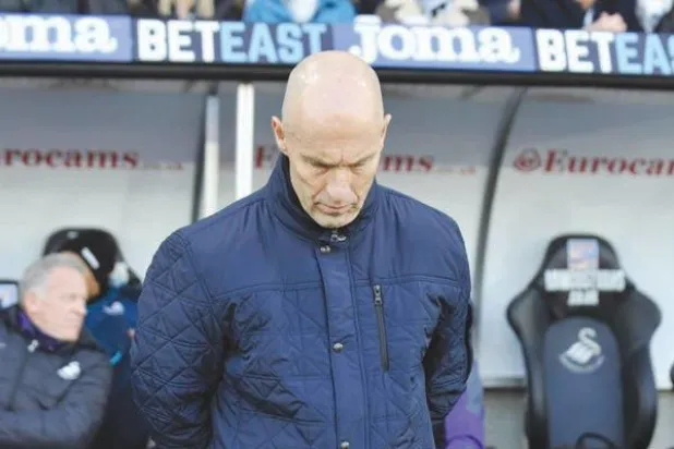 بوب برادلي: أتمنى نسيان تجربتي المحبطة في سوانزي