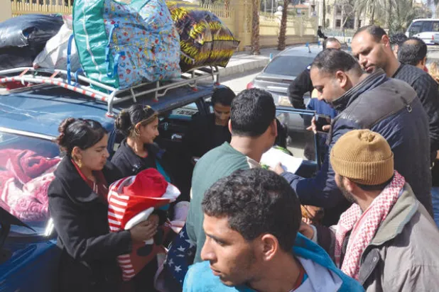 عائلات مسيحية مصرية تفر من  سيناء (رويترز)