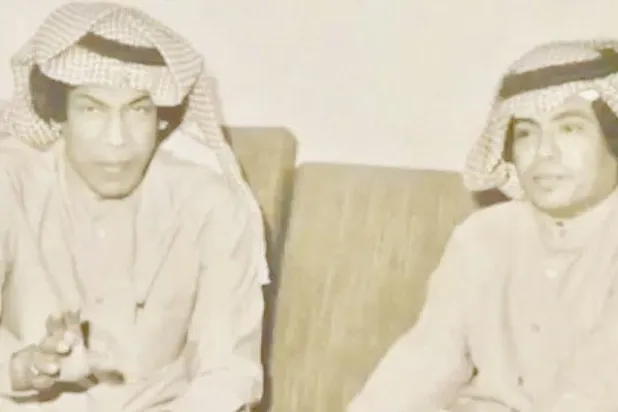 أبو بكر سالم يتهم منتج «حبيب الأرض» بـ {المتاجرة} بقضية إنسانية