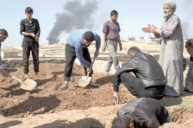 التحالف يقر باستهداف منازل في الموصل بـ«طلب عراقي»