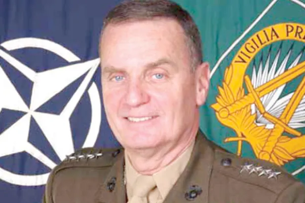 الجنرال جونز