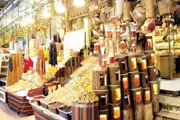 عسل النحل الكردي... فرصة كبيرة للاستثمار يسيطر عليها الهواة