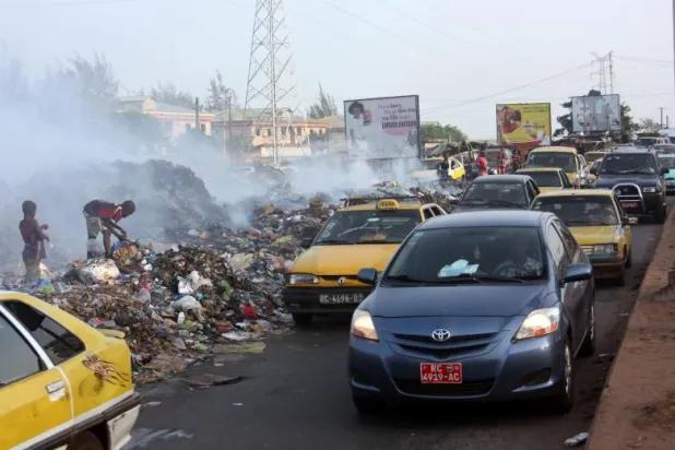 مقتل ما لا يقل عن 21 شخصاً في حادث مروري بغينيا