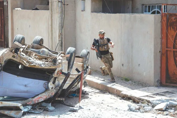 القوات العراقية تضيق الخناق على «داعش» غرب الموصل