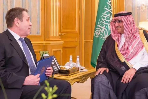 ولي العهد السعودي يتسلم دعوة  رئيس وزراء اليابان لزيارة الإمبراطورية