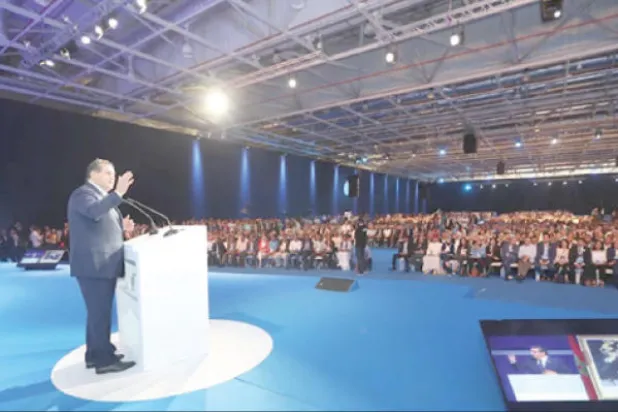 التجمع الوطني للأحرار المغربي يجدد ولاية أخنوش على رأس الحزب