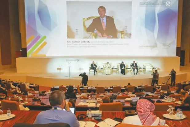 كارتر: إيران وبرنامجها النووي خطر على الاستقرار العالمي