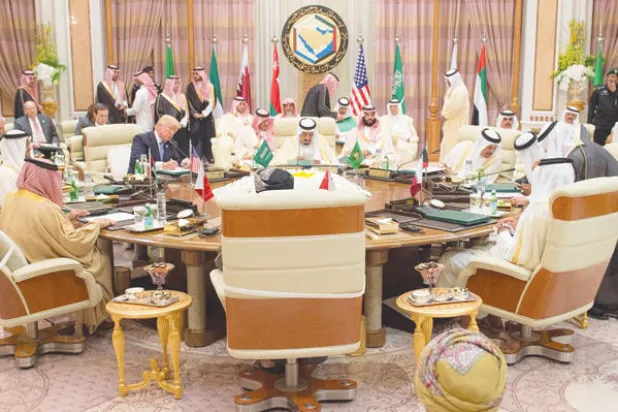 جانب من اجتماعات قادة دول الخليج مع الرئيس الأميركي دونالد ترمب في الرياض امس (واس)