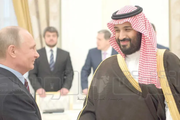 الرئيس الروسي فلاديمير بوتين مستقبلاً ولي ولي العهد السعودي الأمير محمد بن سلمان (تصوير: بندر الجلعود)