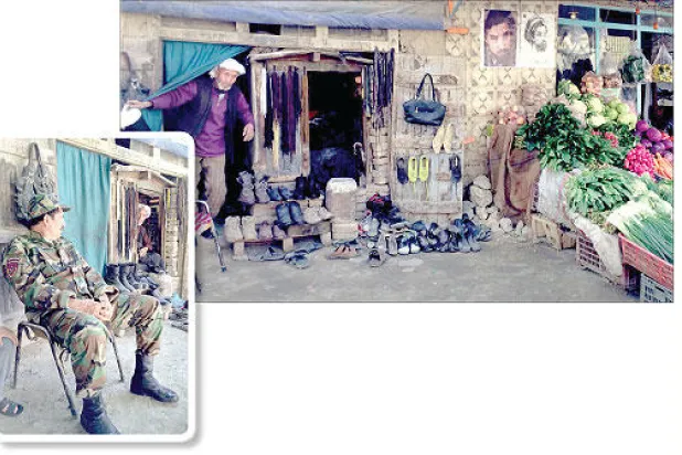 إسكافي يحيي «زمن كابل الجميل» في ورشته