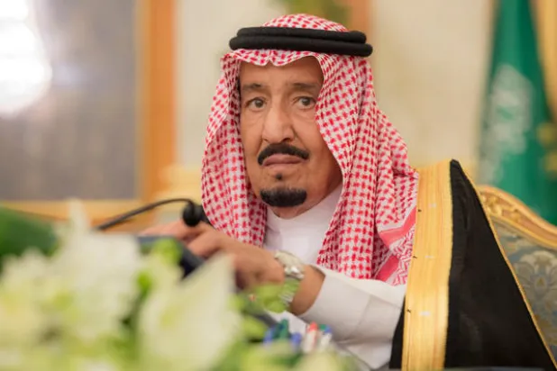 خادم الحرمين الشريفين الملك سلمان بن عبد العزيز مترئساً جلسة مجلس الوزراء (واس)