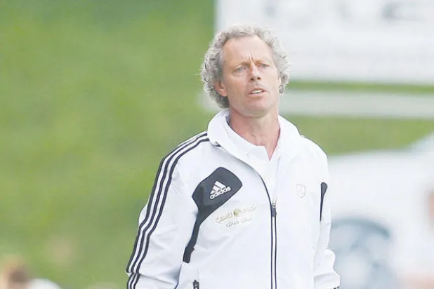 نادٍ يوناني ينافس الأهلي على خدمات برودوم