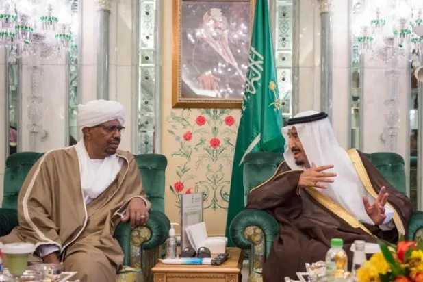 خادم الحرمين الشريفين يستقبل رئيس السودان