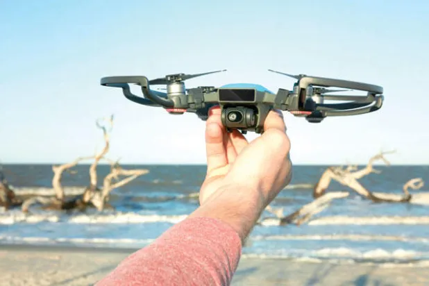 طائرات صينية مُسيّرة صغيرة رخيصة... هدية جيدة للمبتدئين