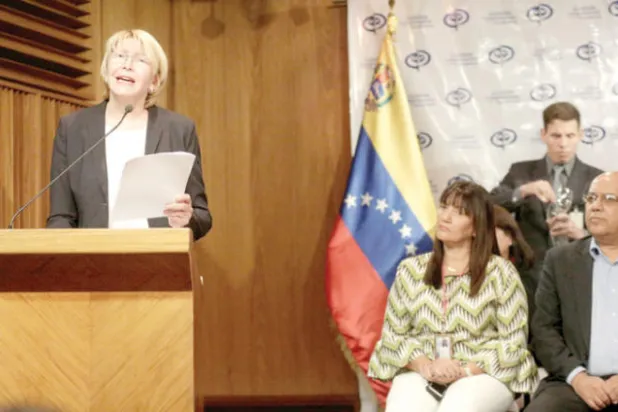 المعارضة الفنزويلية تراهن على المدعية العامة