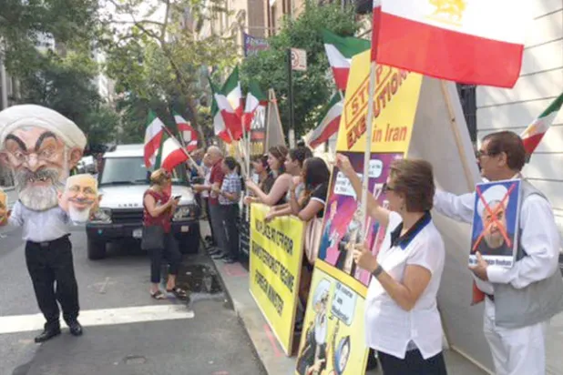 دعم طهران للحوثي يطيل أزمة اليمن... وأسلحتها تستهدف السعودية