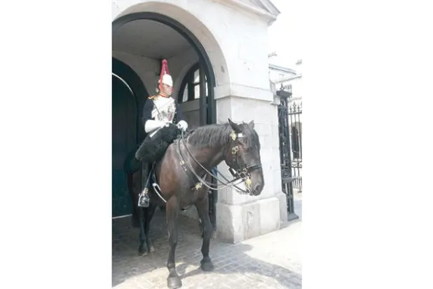 وايت هول... مركز السلطة السياسية البريطانية