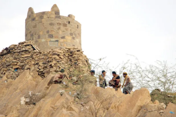 تواصل التقدم في جبهات الساحل الغربي... وقوات الجيش تلتقي في أطراف صنعاء