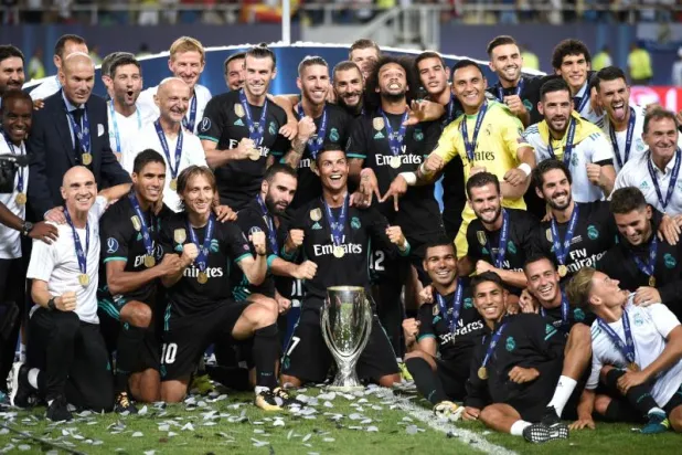 ريـال مدريد يهزم مانشستر يونايتد ويتوج بالسوبر الأوروبي