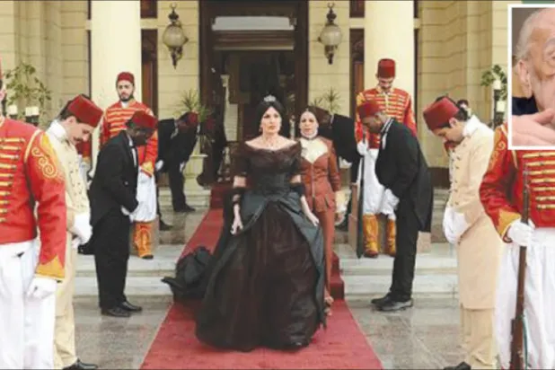 مشهد من مسلسل {بوابة الحلواني} - محفوظ عبد الرحمن