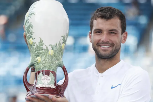 ديميتروف يفوز بأكبر لقب في مسيرته بالتنس