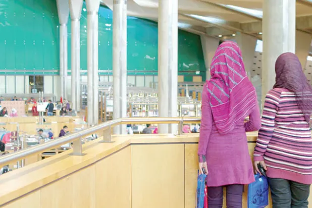 الطلاب الليبيون في مصر... بين نقص الأموال وتعديل المناهج