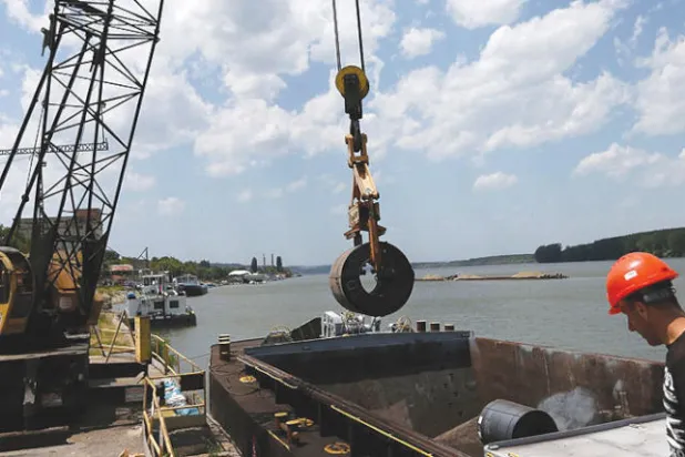 صربيا تجني «منافع» من دون قيود