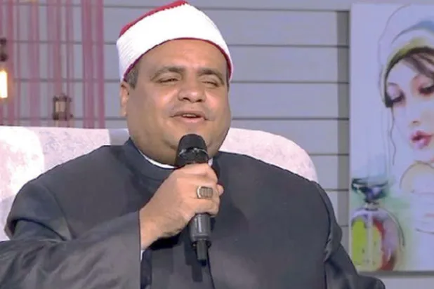 مصر: منع إمام مسجد غنى لأم كلثوم بإحدى الفضائيات من اعتلاء المنابر
