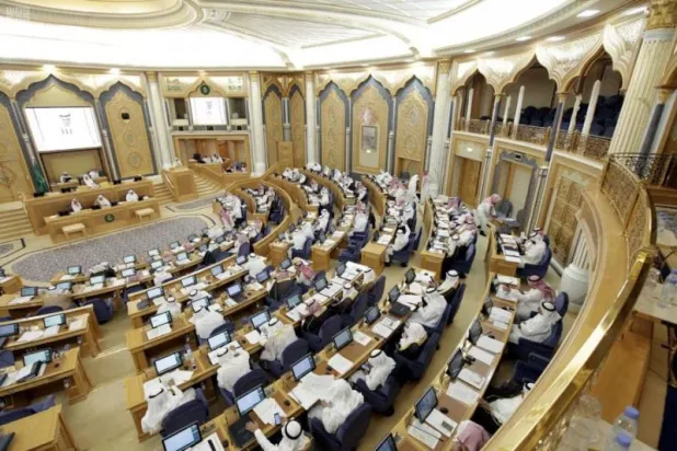 «الشورى» السعودي يطالب وزارة العمل باتخاذ التدابير لمنع الفصل غير المشروع